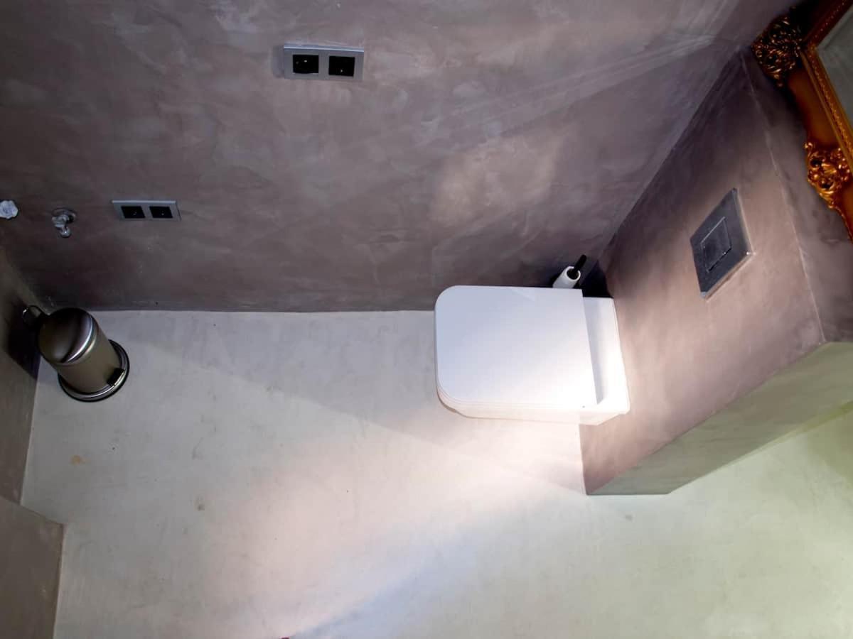 Casita Artista En Bello Edificio Barrio Ruzafa Valência Exterior foto